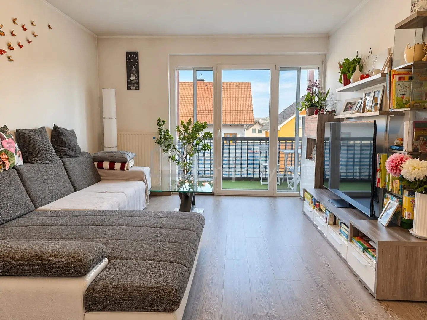 Wohnung in ruhiger grüner Lage mit Balkon