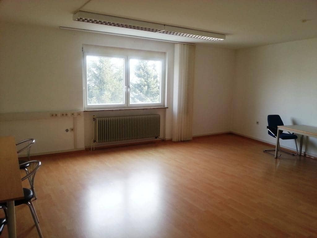 Office 43m² in Traun