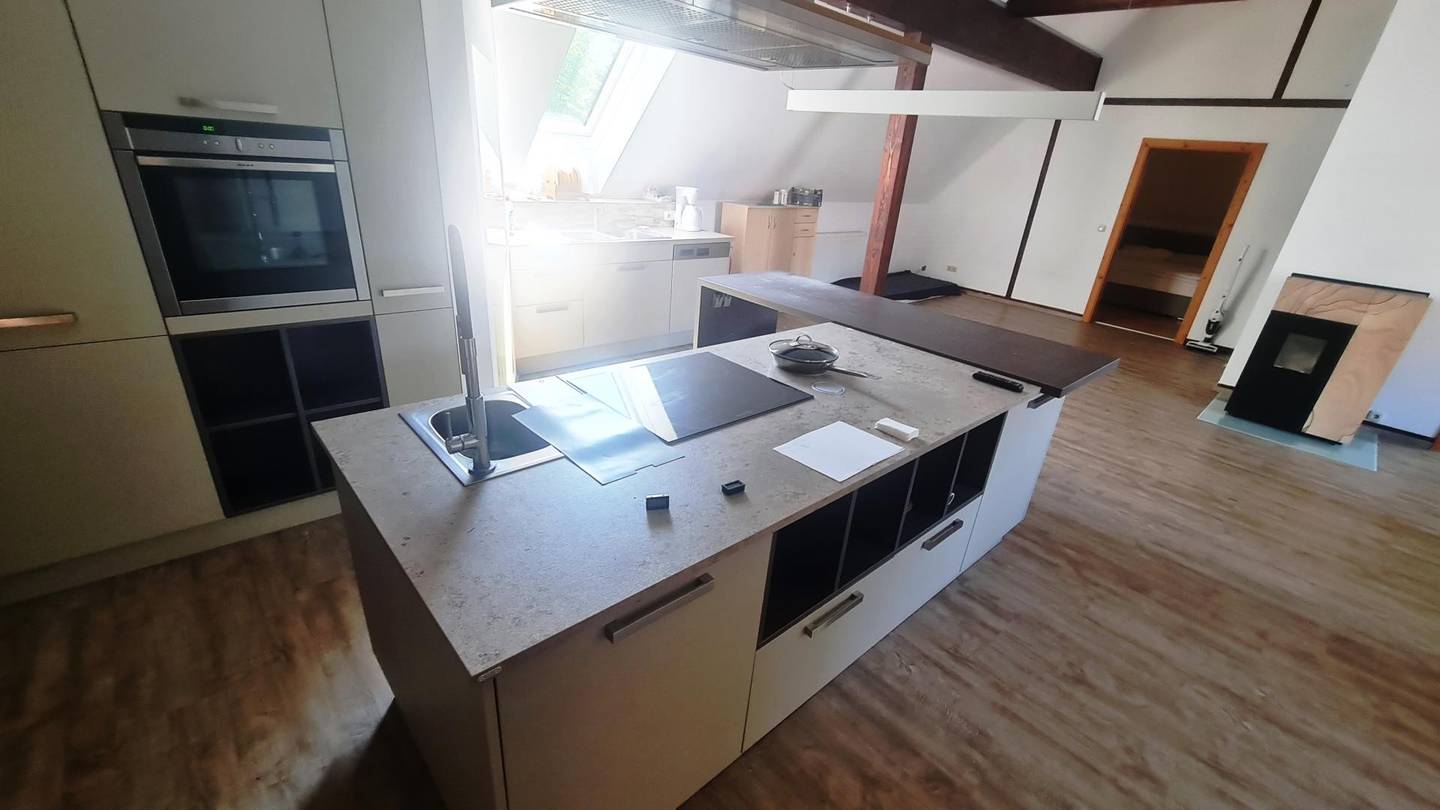 Top floor apartment with 200 m² living space and 40 m² roof terrace