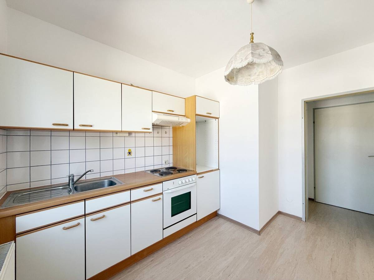 1-Zimmer-Wohnung mit Parkplatz in Wels