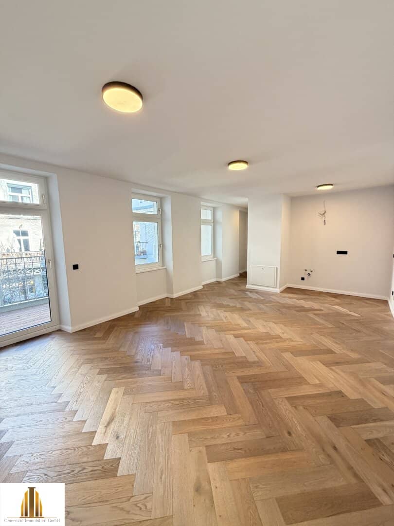 Dachgeschosswohnung Erstbezug mit Balkon