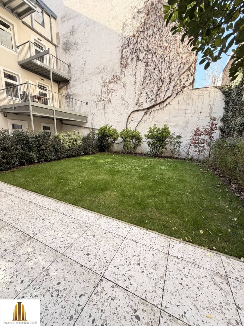 Attic apartment with garden and terrace Margareten
