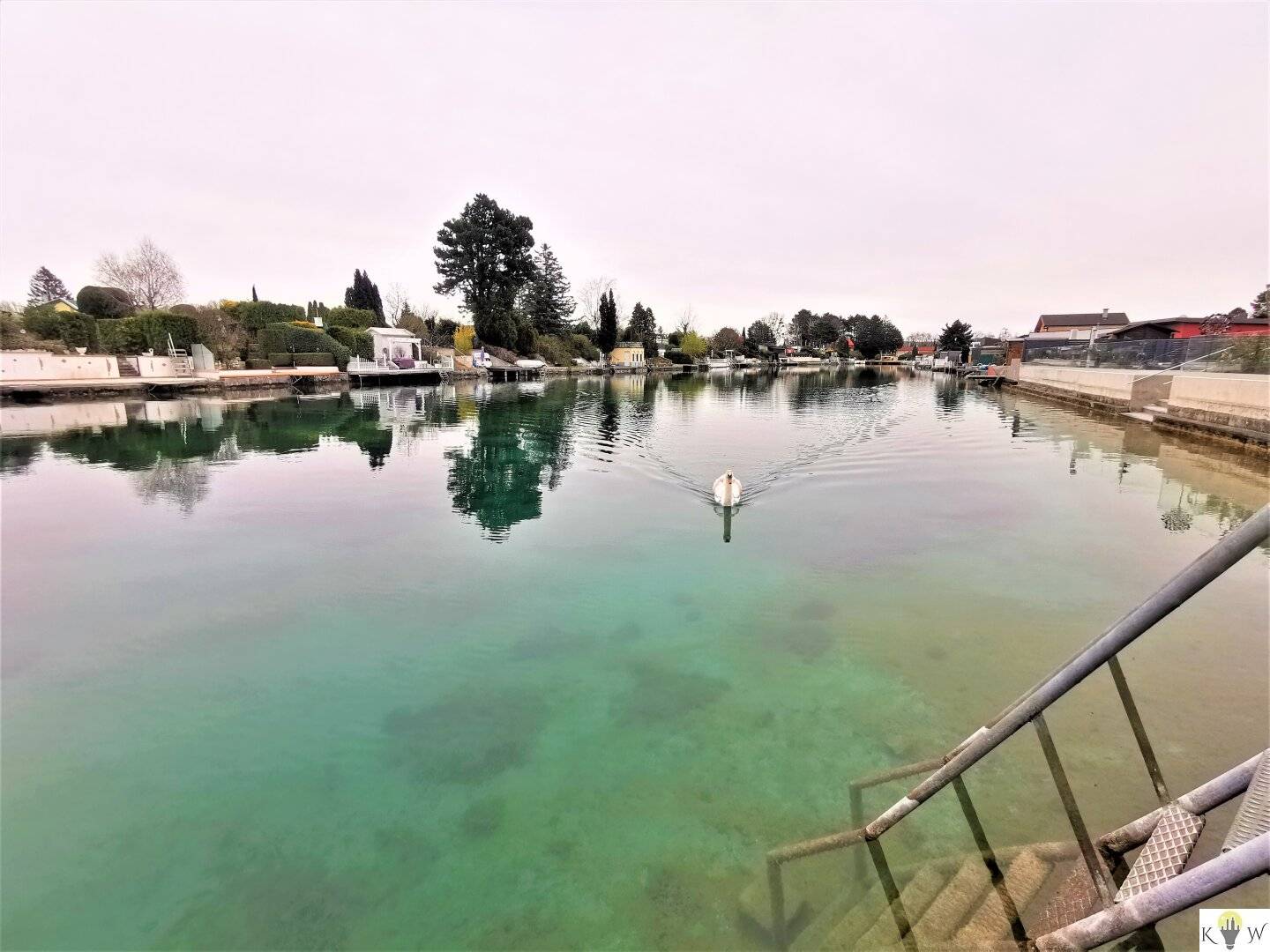 House by the lake in Weigelsdorf