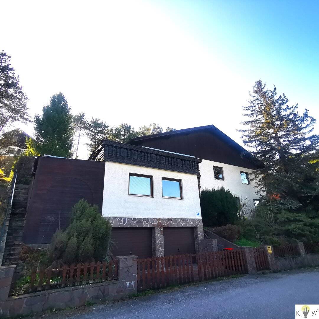 Zweifamilienhaus in Ruhelage, 188m²