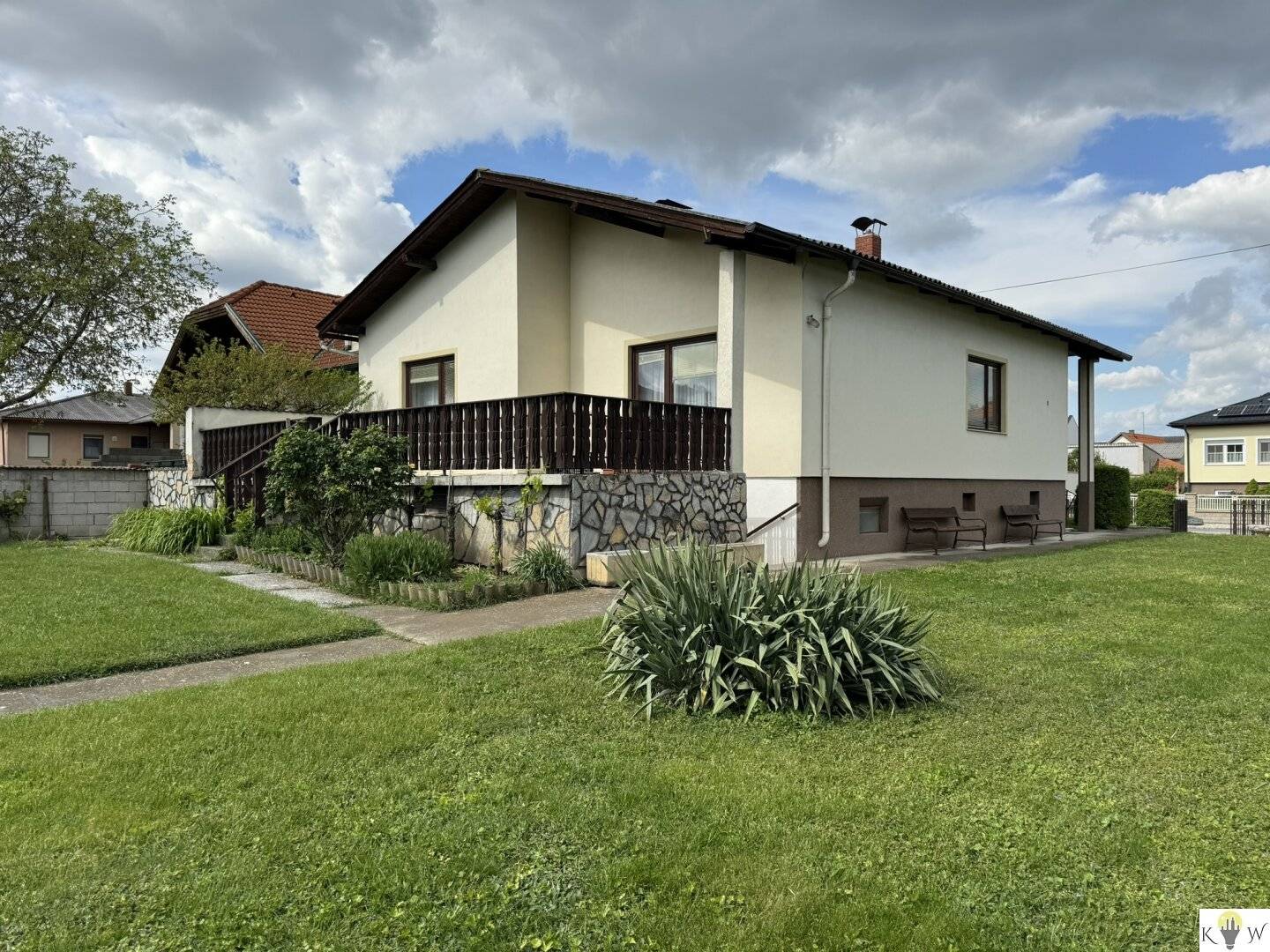 REDUCED Ideal family home with a large sunny plot for you and your family