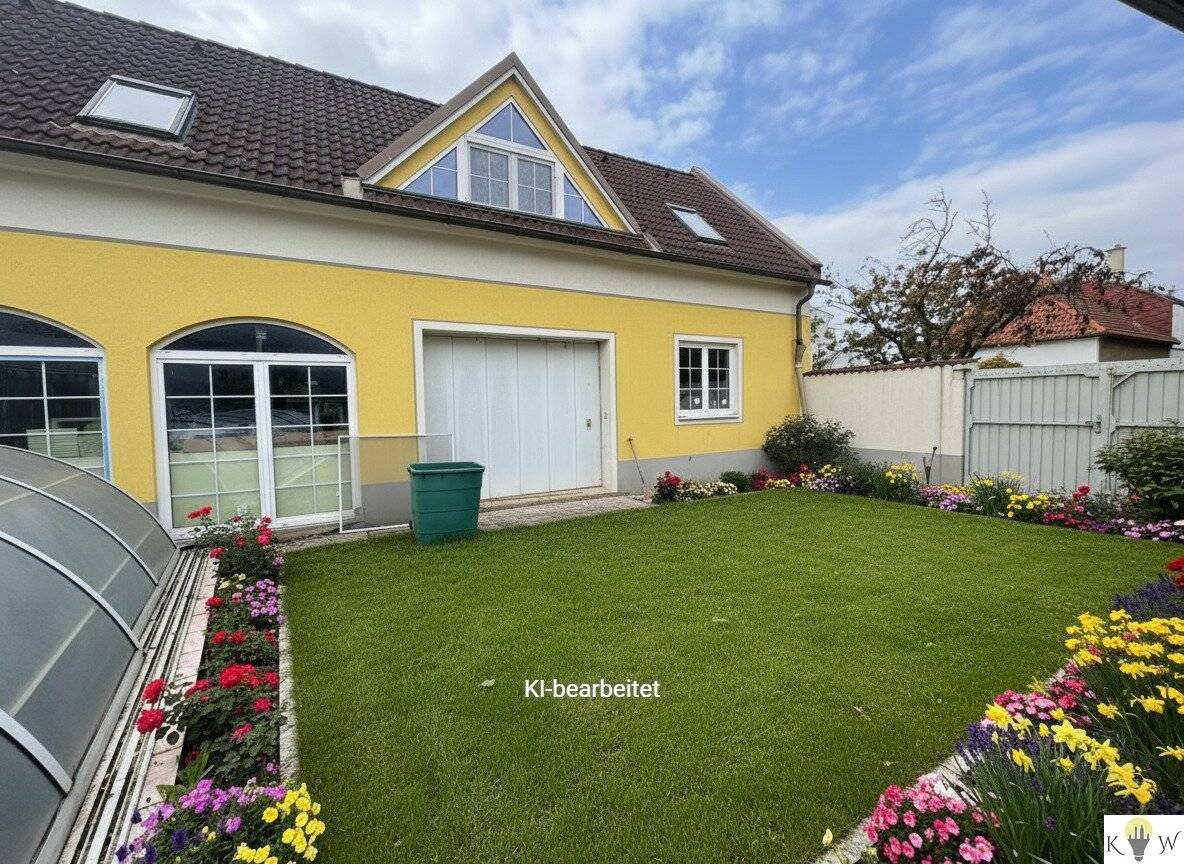 Charming house with pool in Halbturn