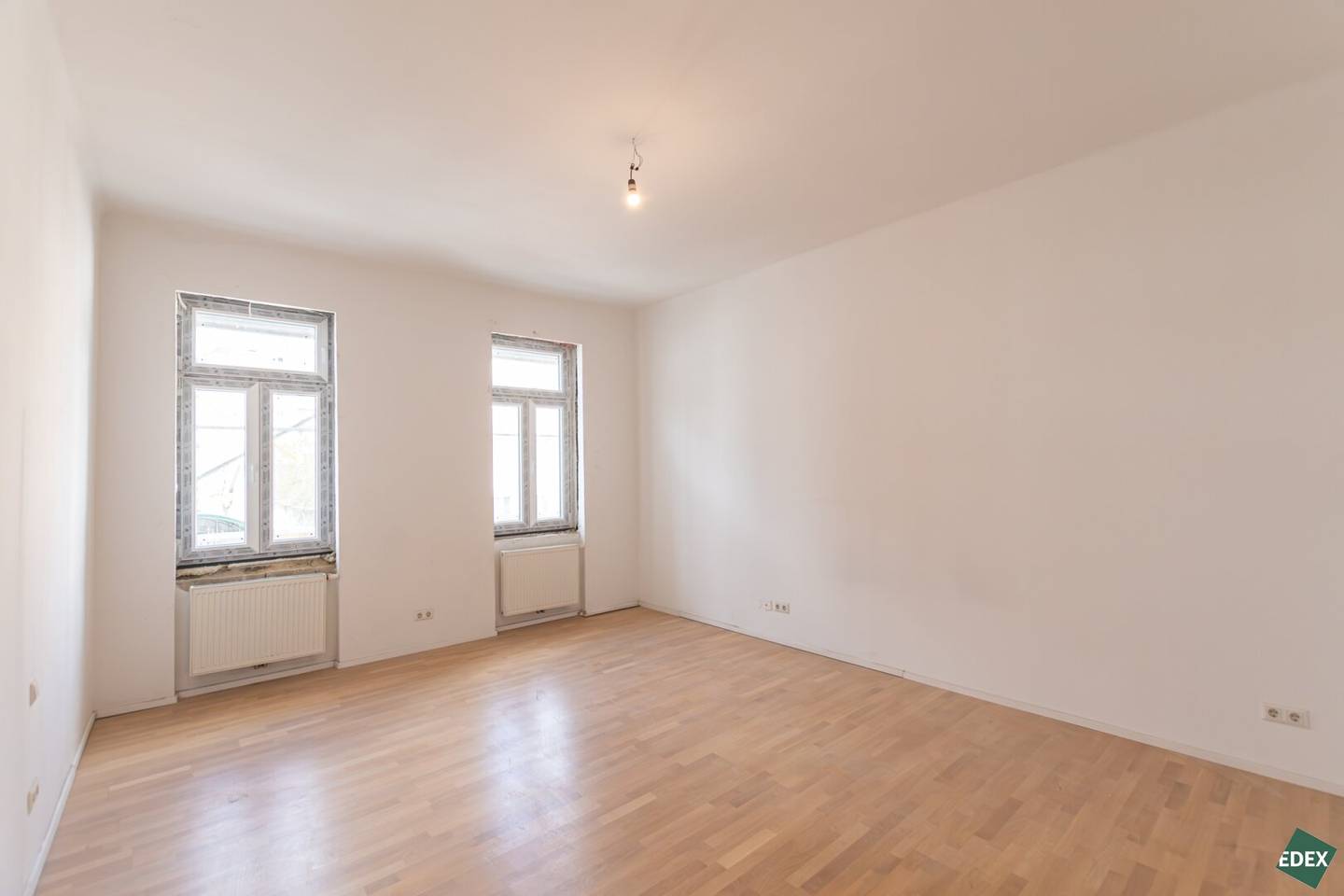 Two room apartment with separate kitchen in period building