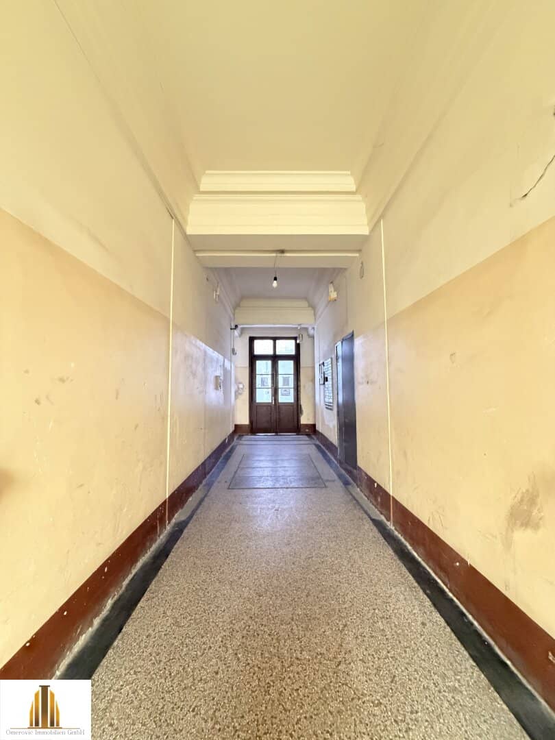 GREEN VIEW Bright 2 rooms in prime location on 1st floor Near U1