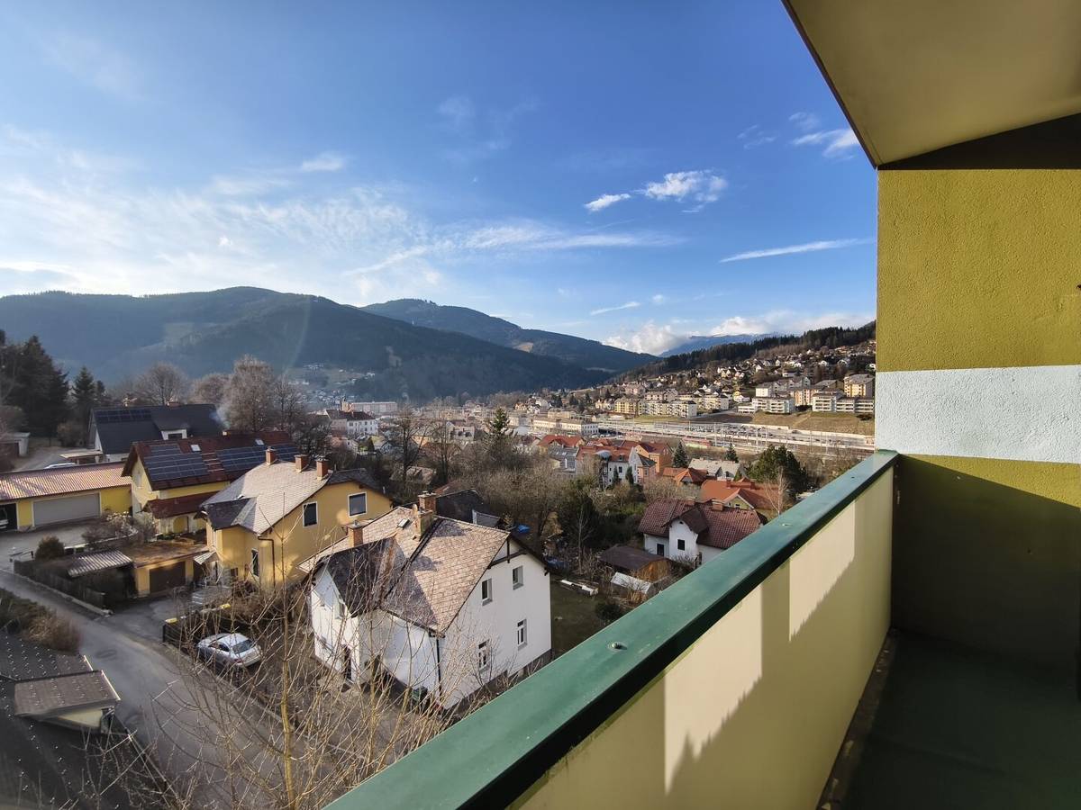 Sonnige 3-Zimmer-Wohnung mit Balkon in Mürzzuschlag