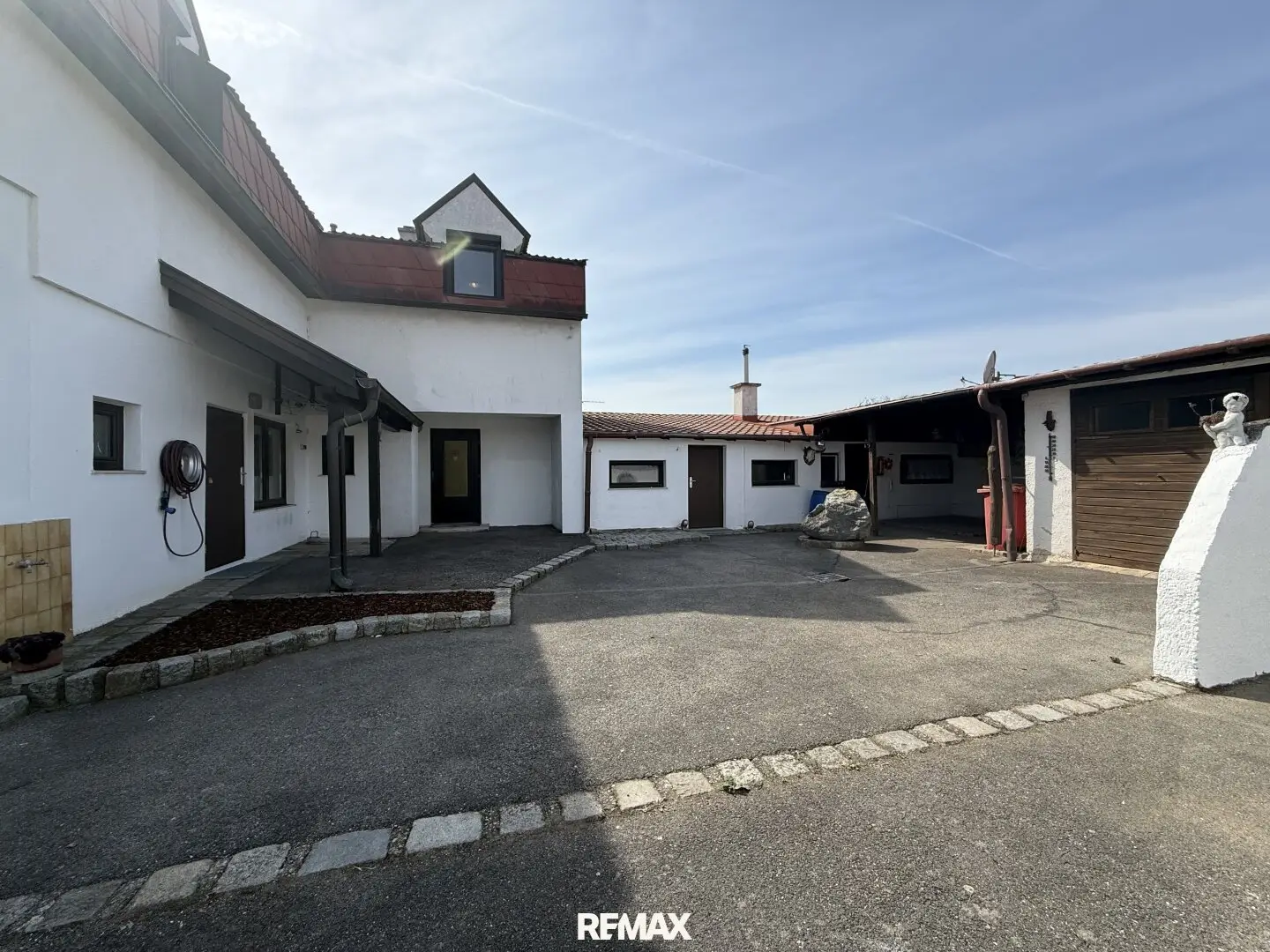 Two-Family House in Klein-Neusiedl