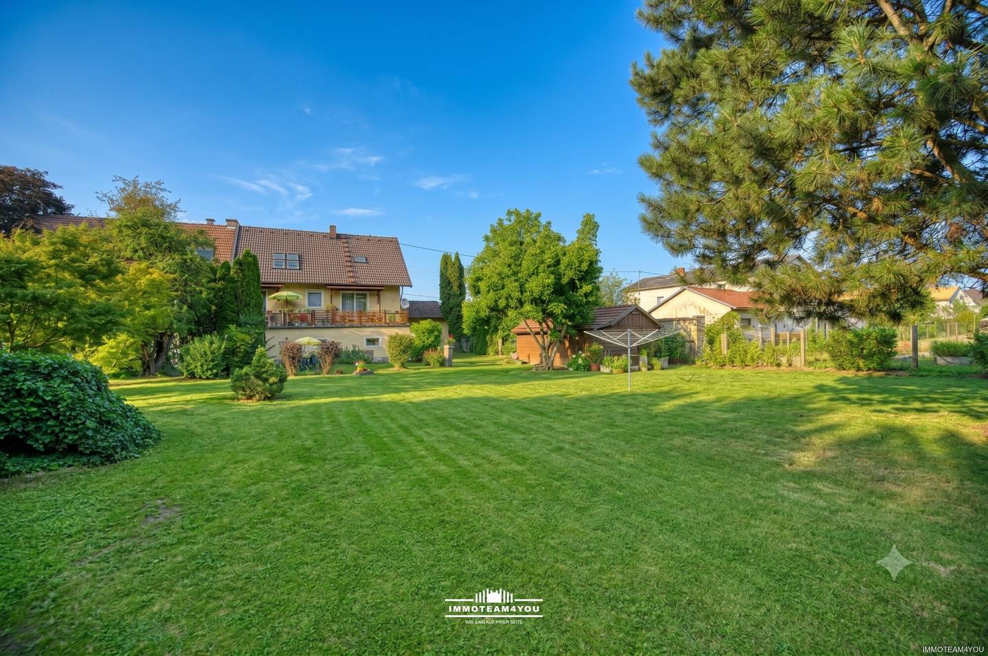 Zweifamilienhaus mit Garten in Pucking