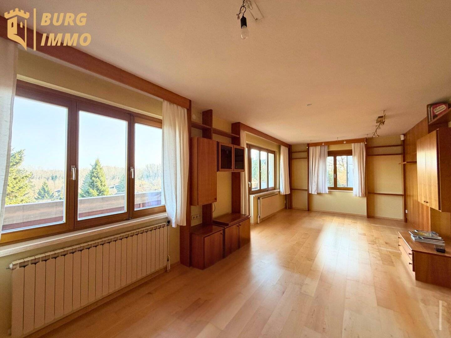 Einfamilienhaus mit Pool Garten und Terrassen in Kritzendorf