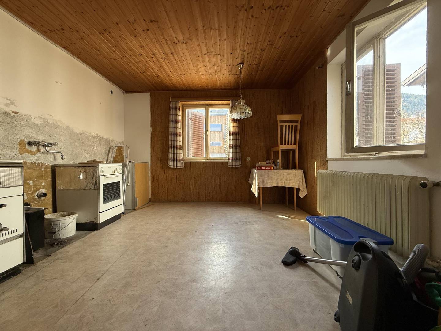 Renovation-Ready Semi-Detached House with Garden and Mountain View in Axams