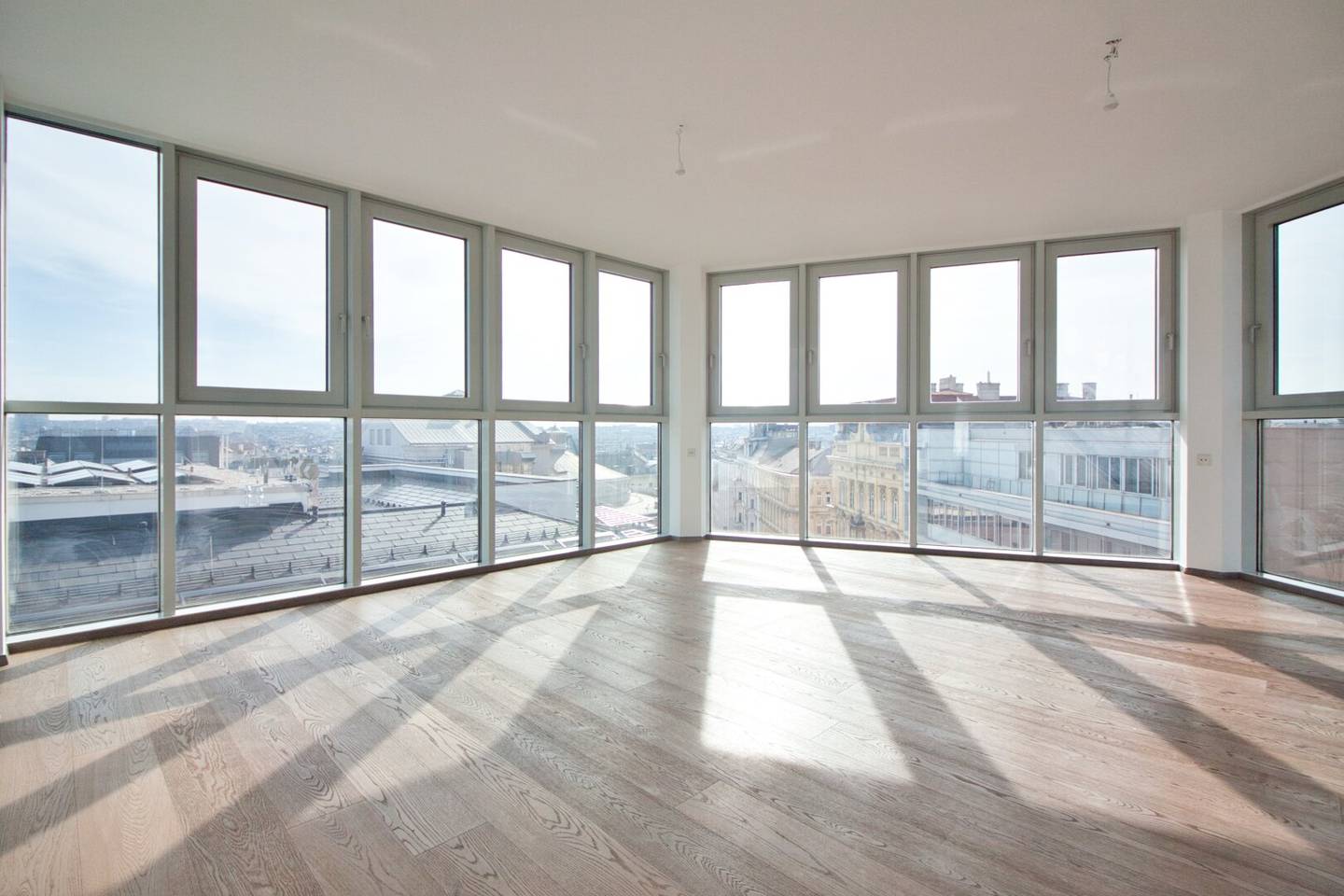 Penthouse with panoramic views and terrace