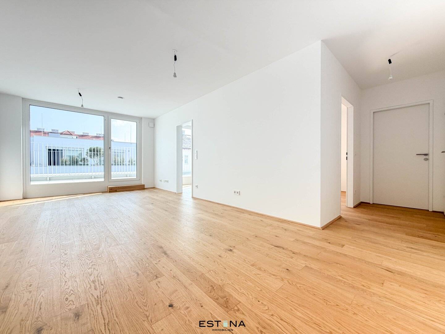 First occupancy with terrace, roof garden and garage parking near U3