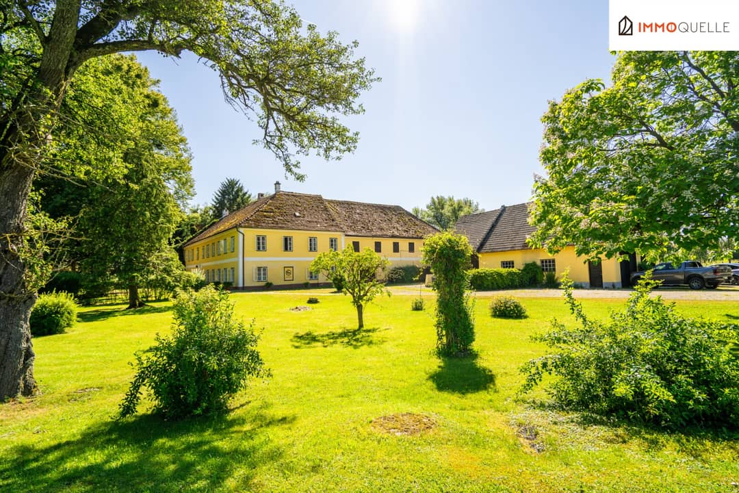 Historic Farmstead in Aschbach-Markt