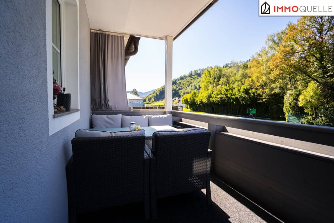 Bright 117m² apartment with balcony in Leonstein
