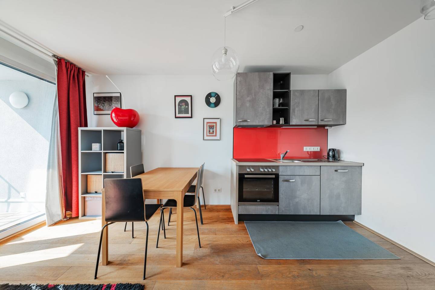 Wohnung mit Pool im Innenhof nahe der Alten Donau