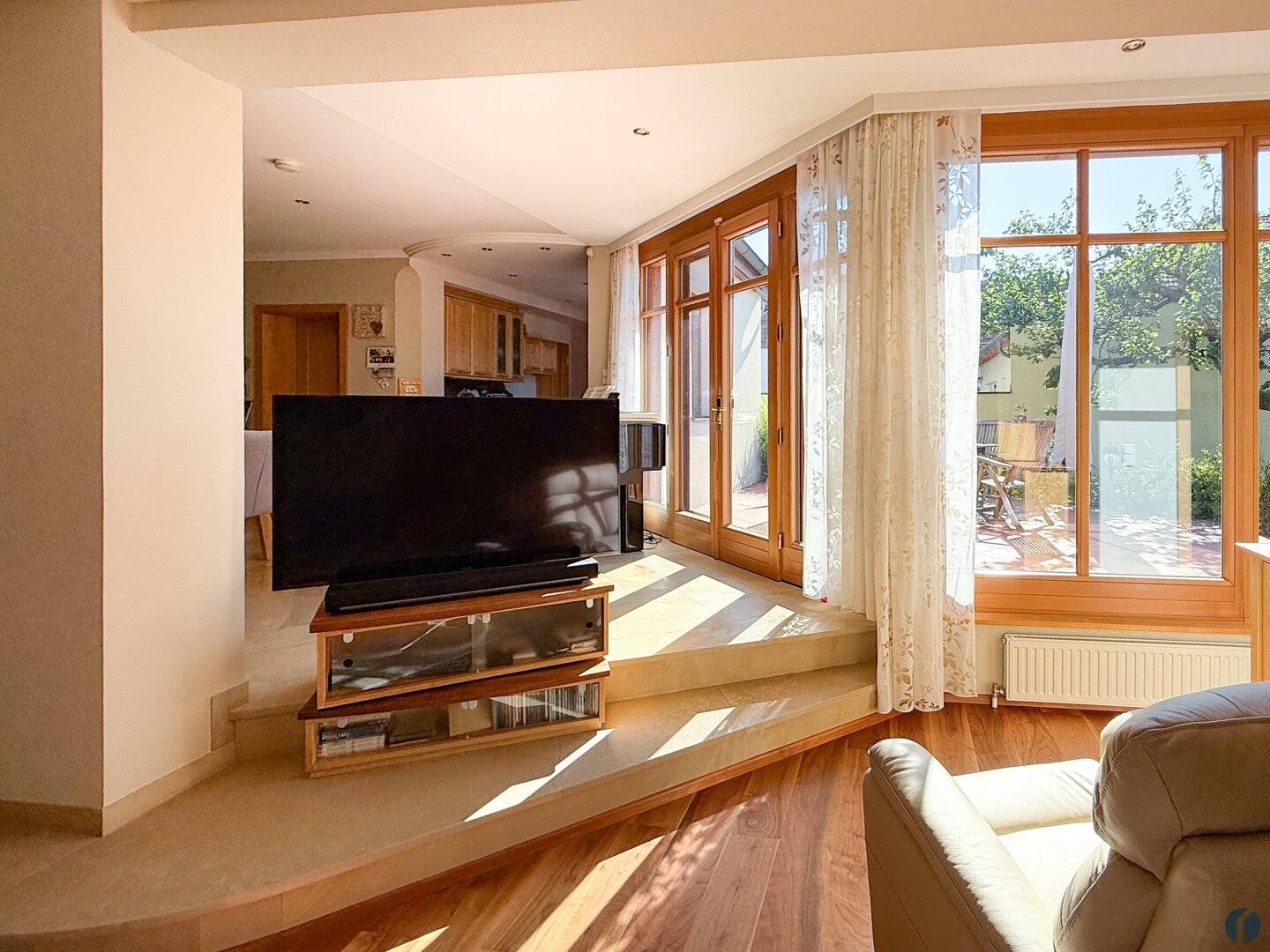 Spacious family home with pool in Langenschönbichl