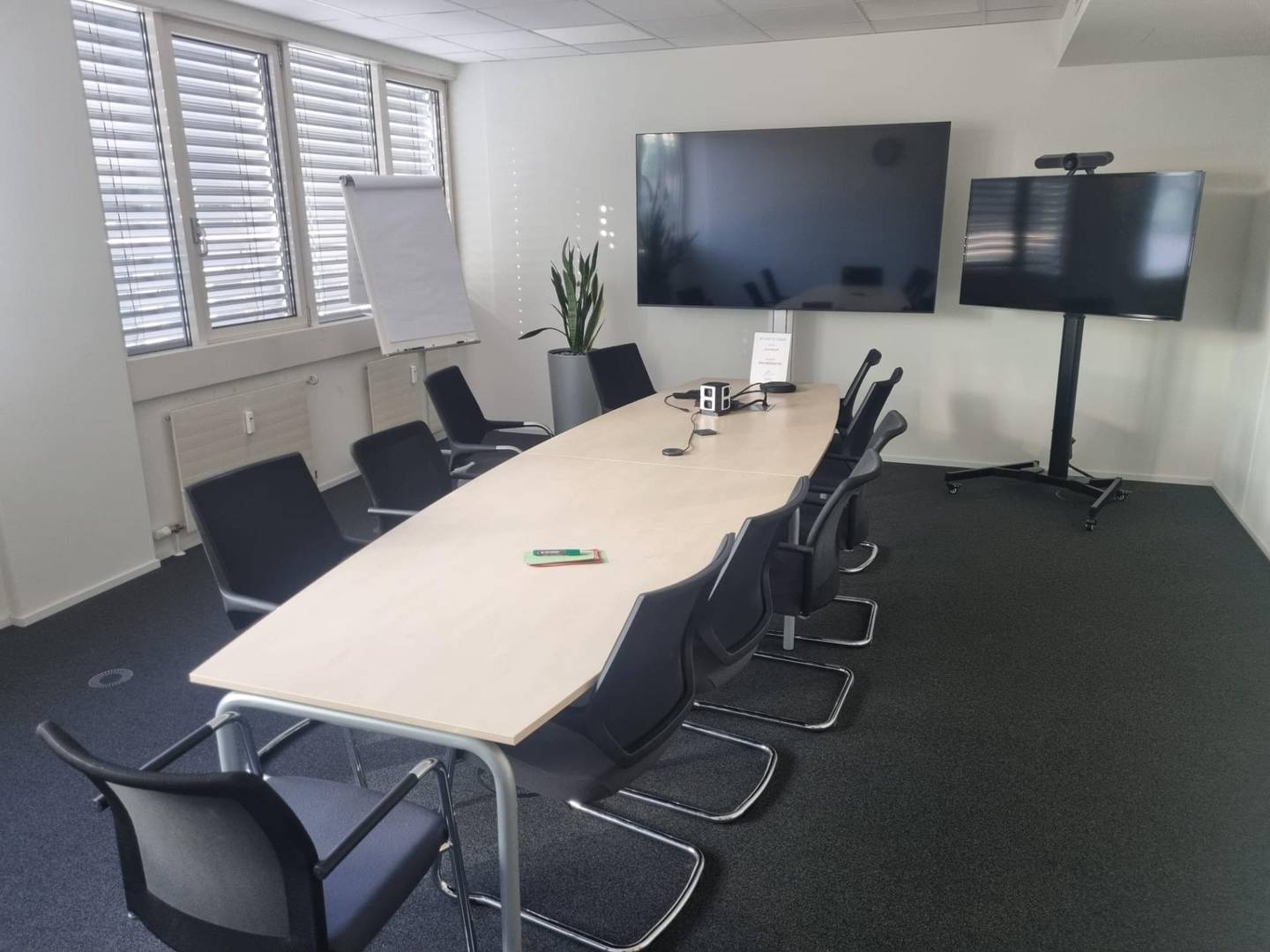 Office Space 3780m² Linz