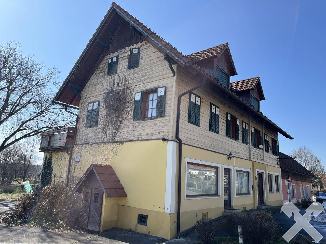 Historisches Gasthaus in Weinburg, 600m²