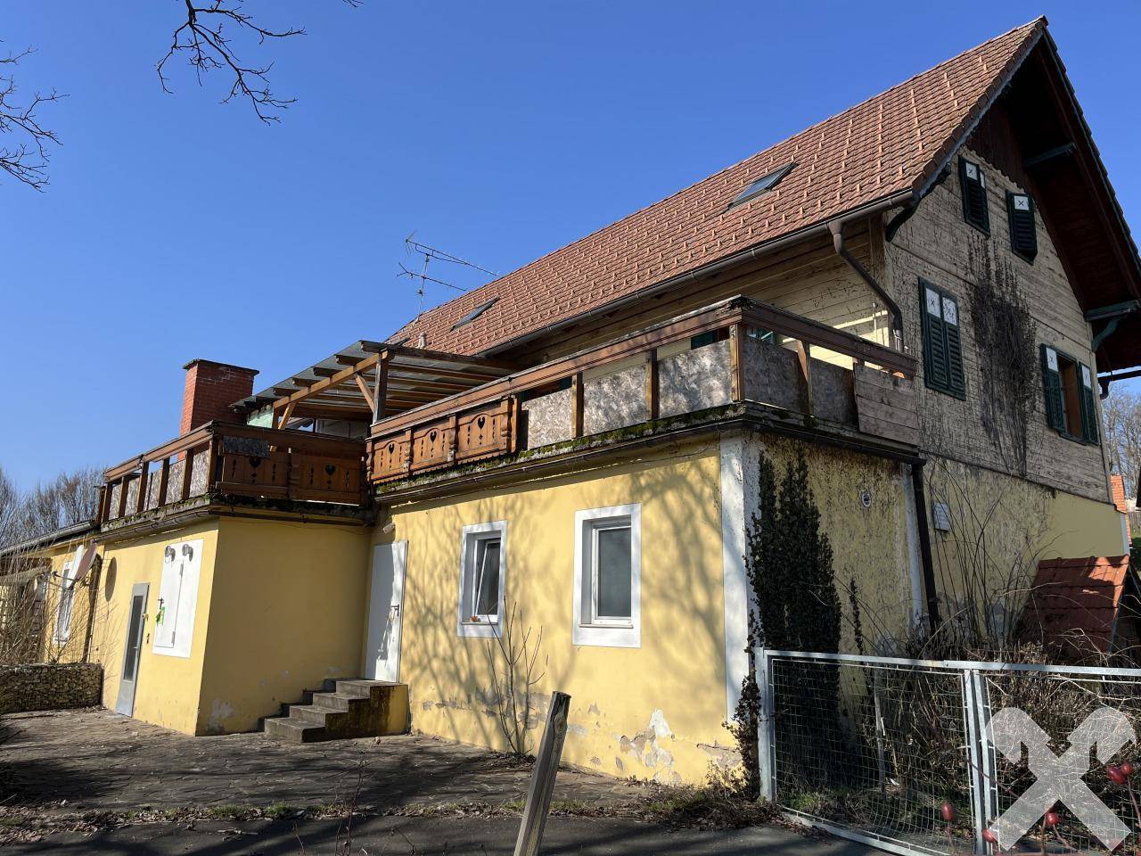 Historisches Gasthaus in Weinburg, 600m²