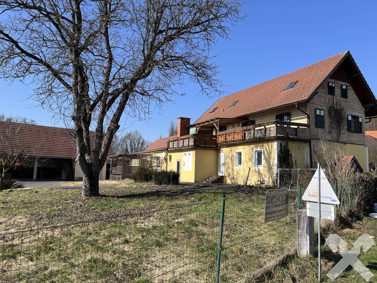 Historisches Gasthaus in Weinburg, 600m²