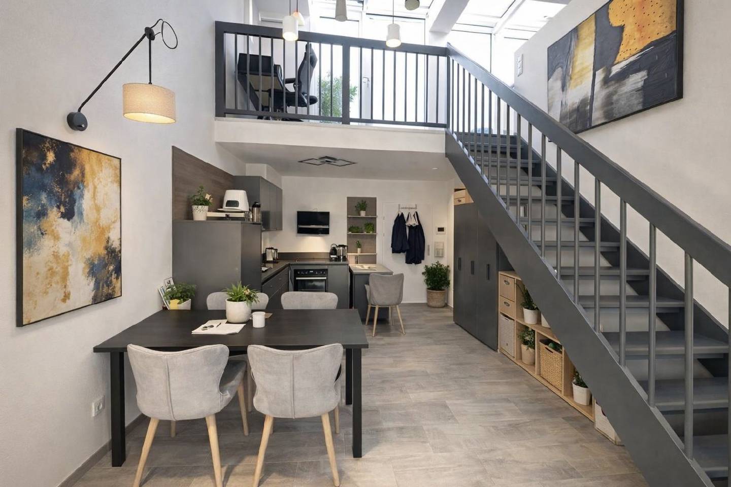 Attic apartment with gallery and rooftop terrace