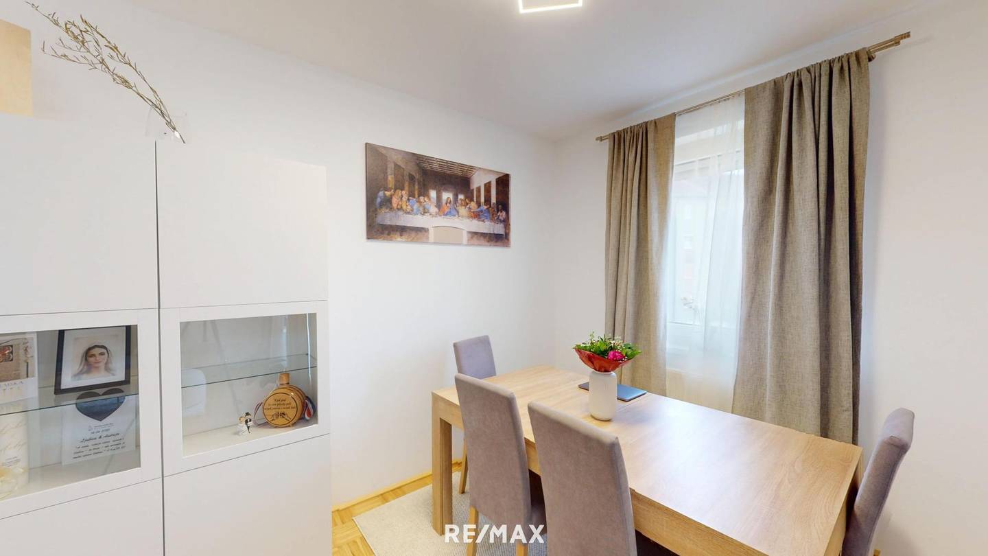 Wohnung in Welser Neustadt mit Loggia und Aufzug