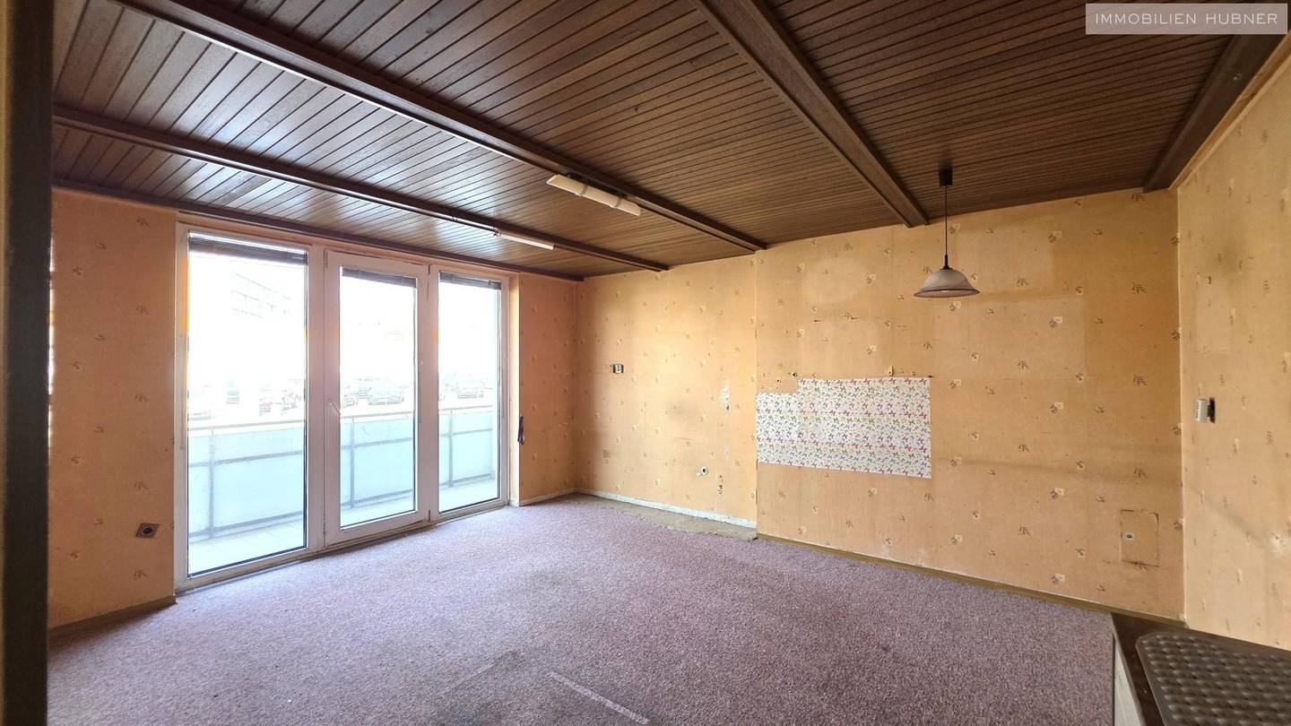 Apartment with large loggia near U6