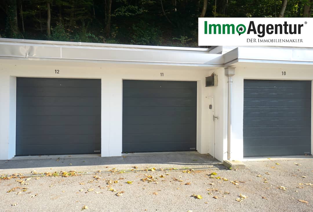 Modern Garage Box Götzis