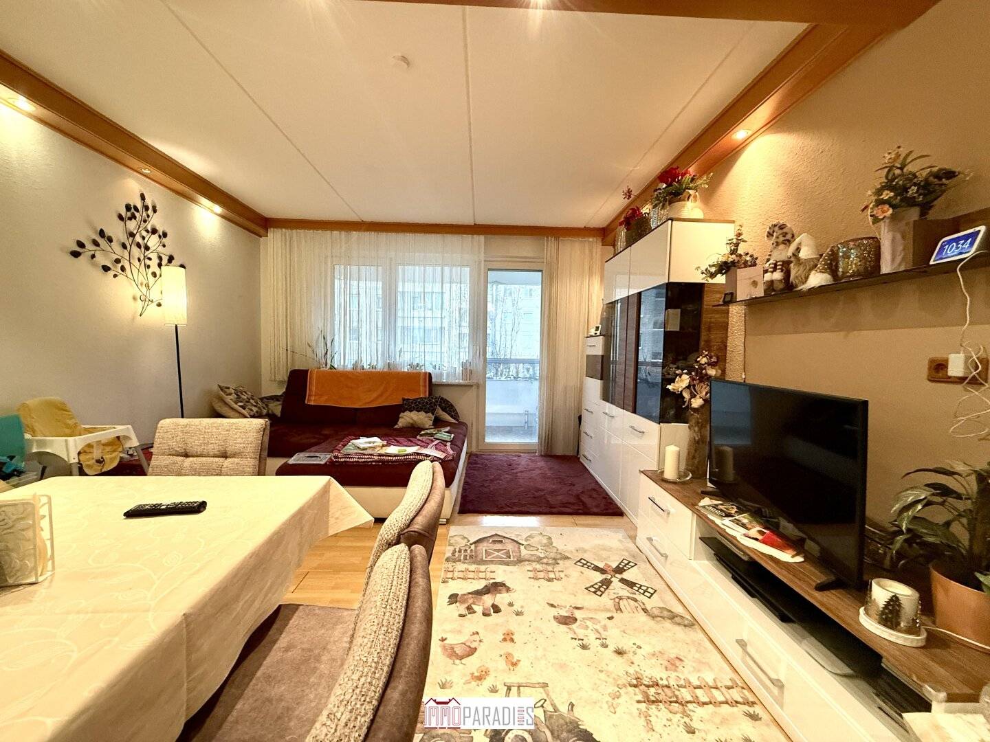 Wohnung mit Loggia in ruhiger Lage