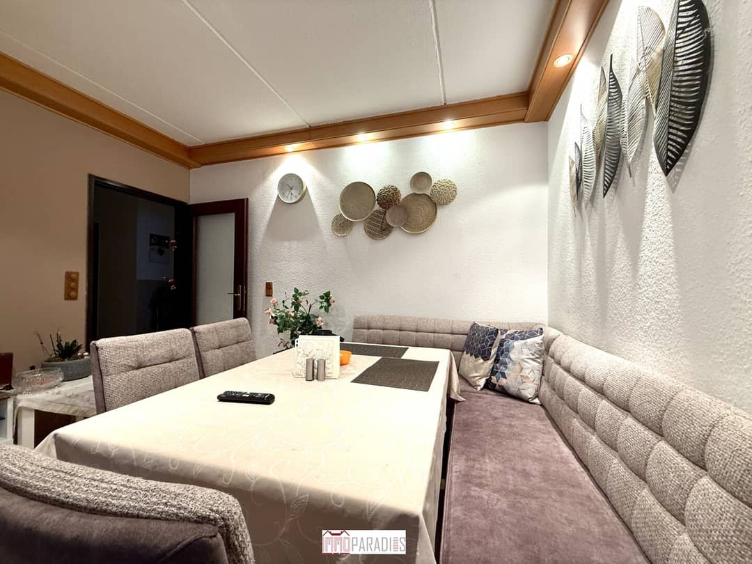 Wohnung mit Loggia in ruhiger Lage