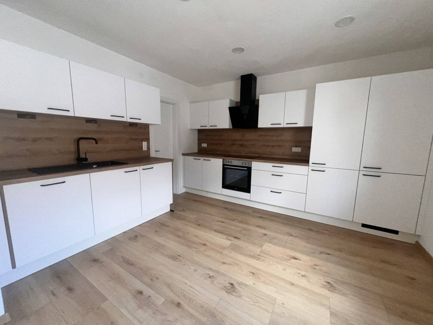 Wohnung direkt am Hauptplatz mit ruhigem Balkon