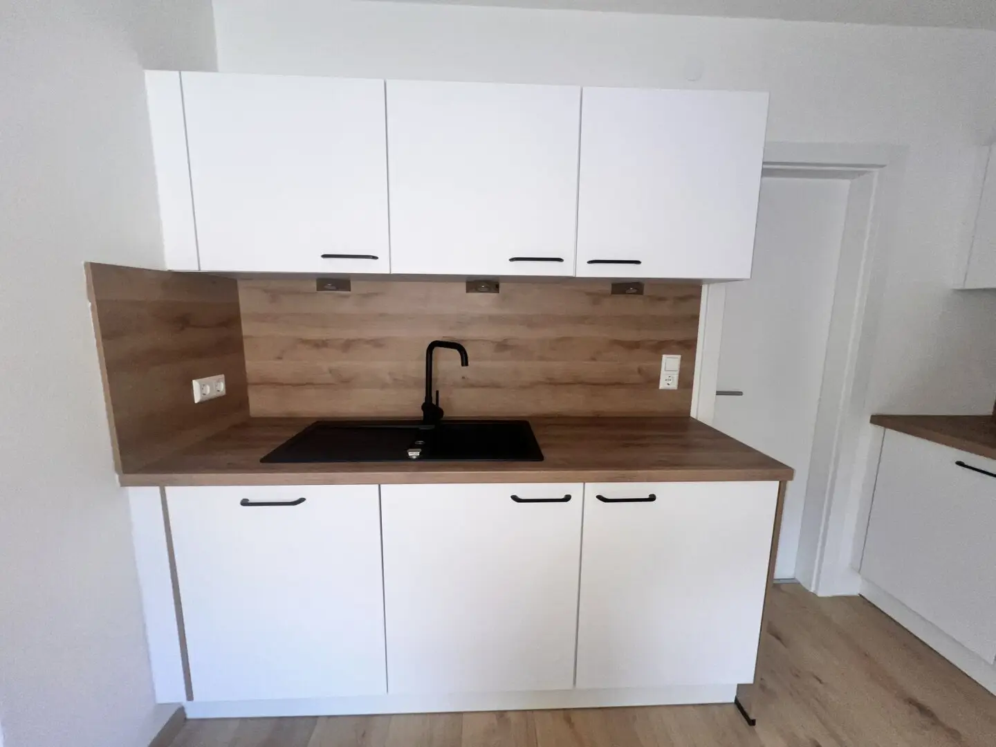 Apartment directly at the main square with quiet balcony