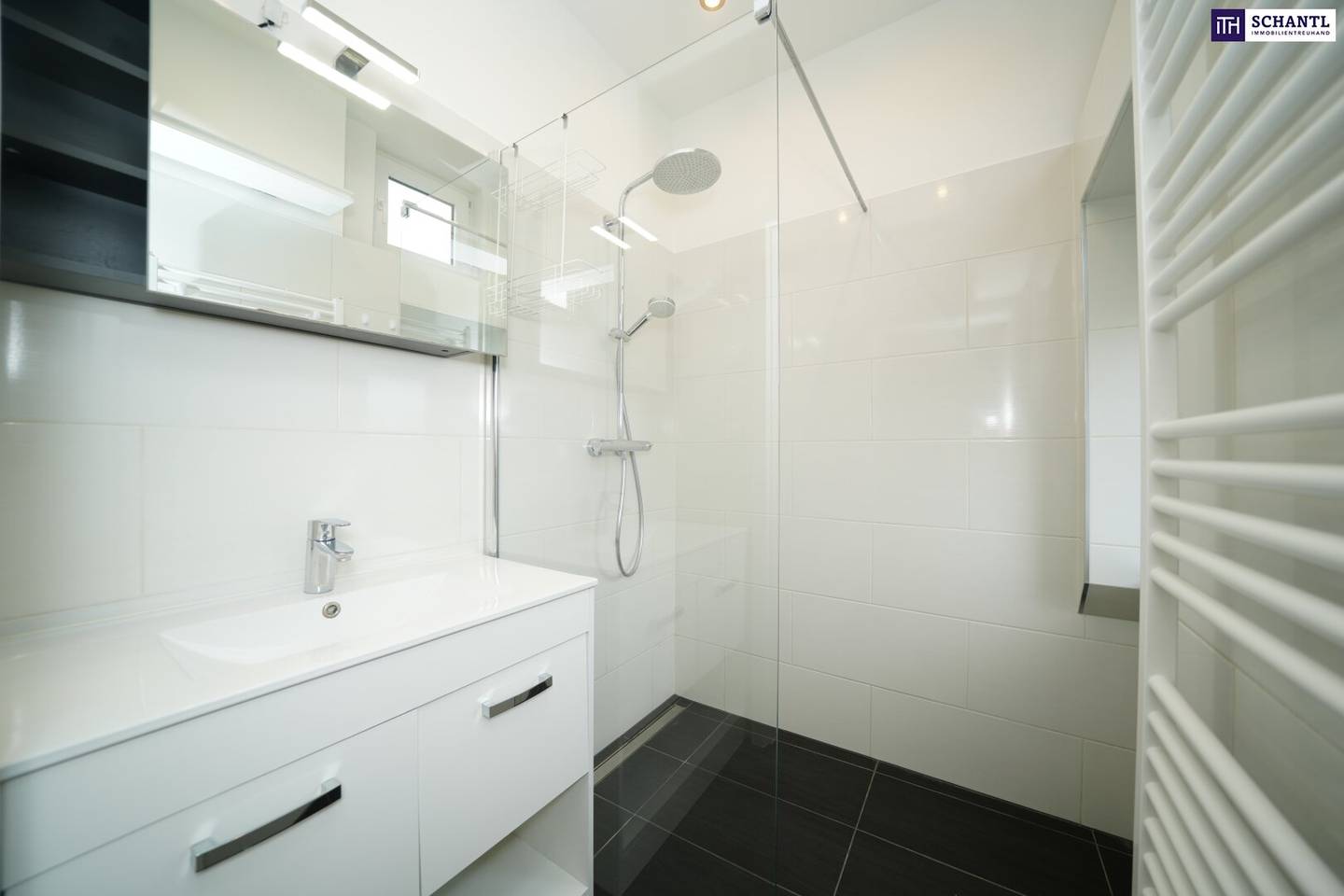 Apartment renovated near the main train station