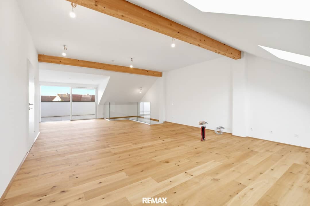 Erstbezug Dachgeschosswohnung mit Dachterrasse