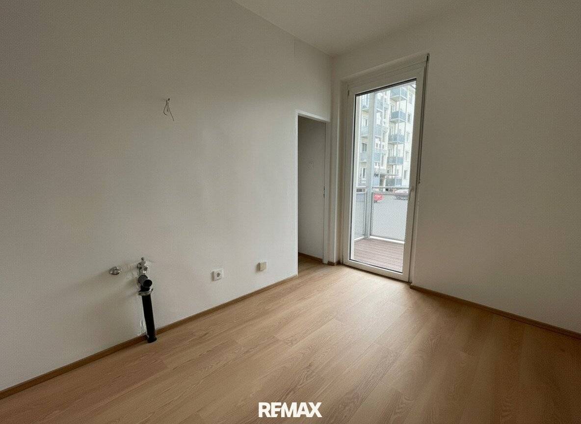 Apartment at Kreuzbergl with balcony and loggia