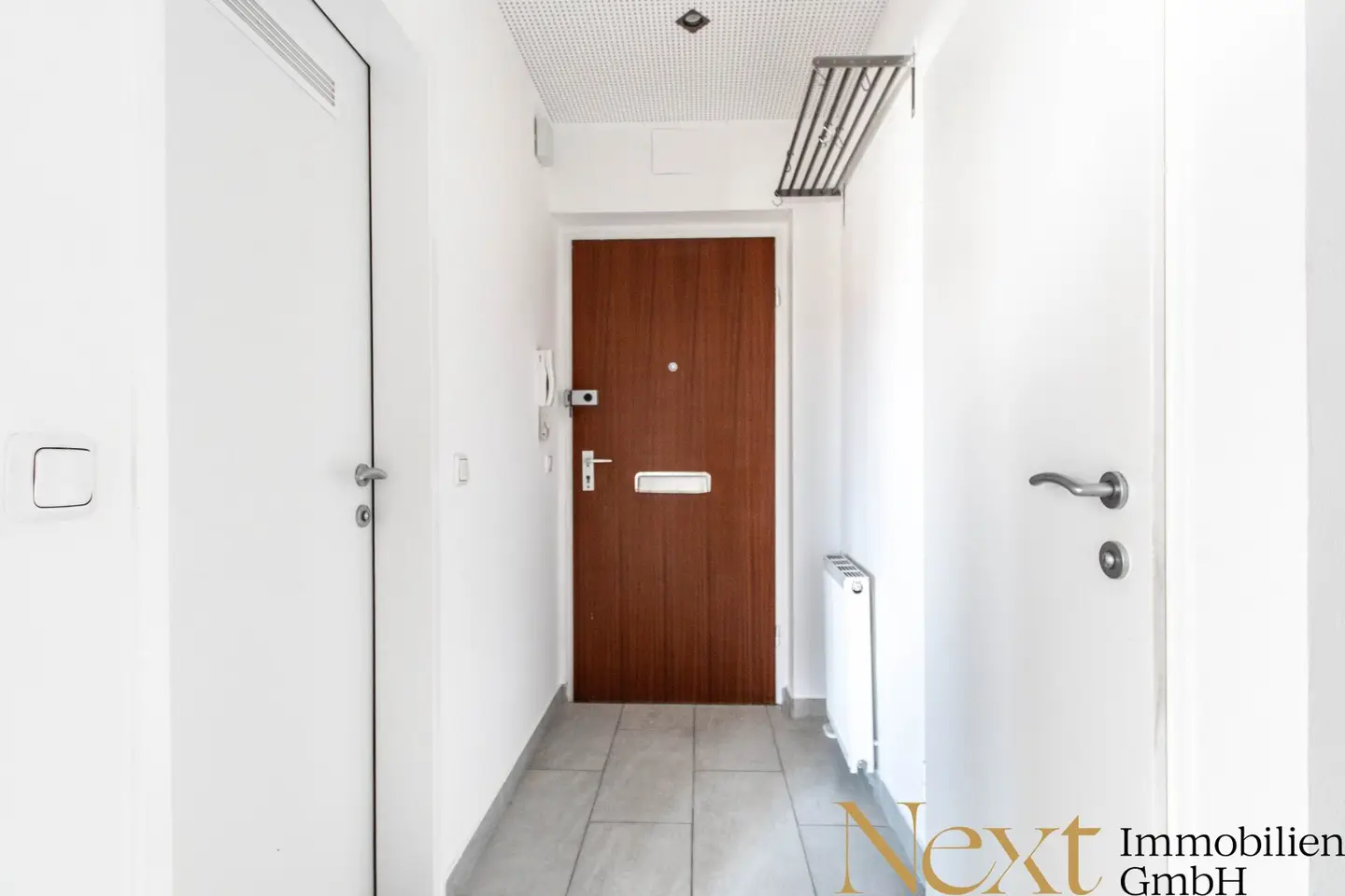 Wohnung with built in kitchen in a quiet green residential area