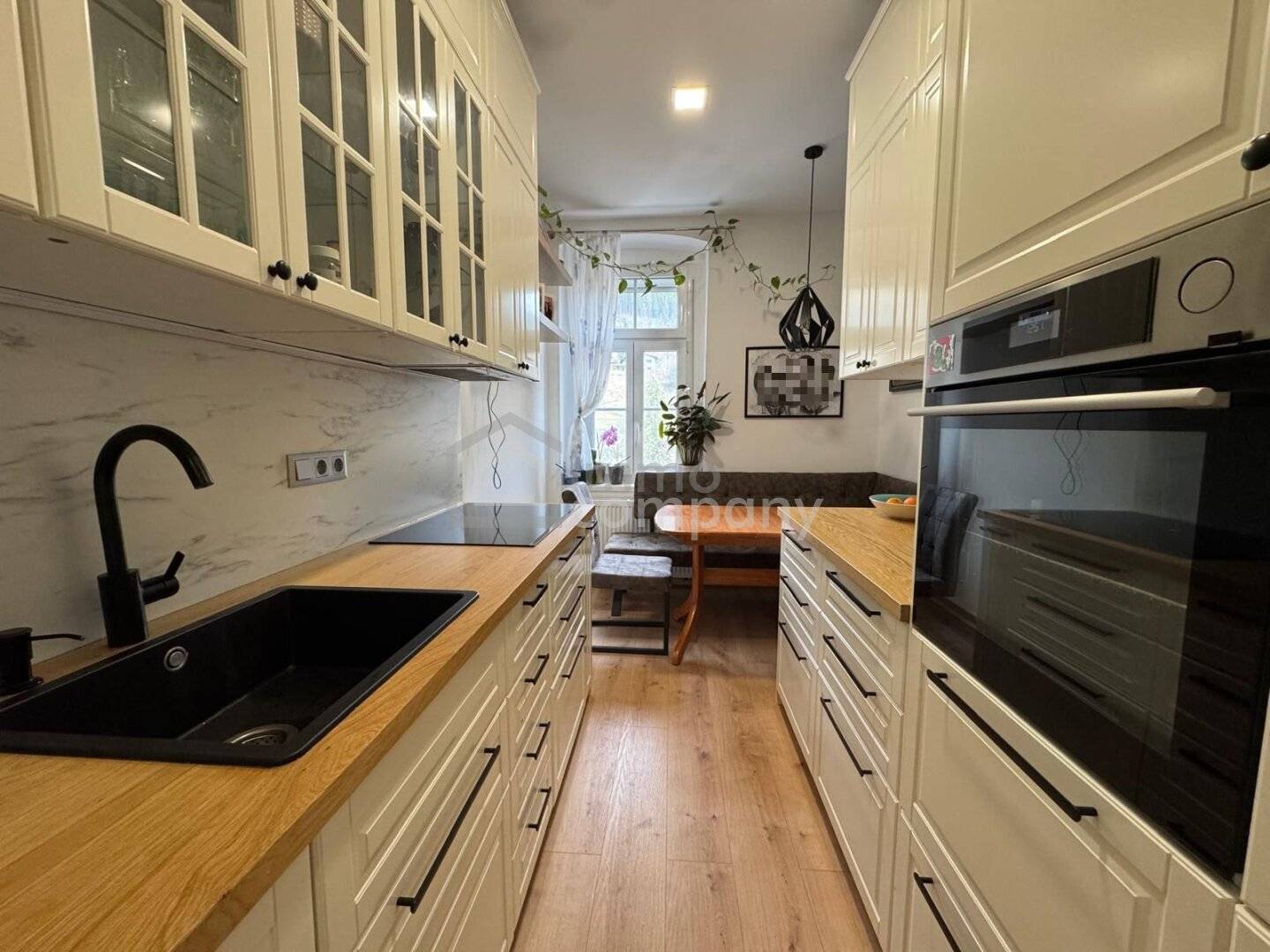 Modernized Altbauwohnung with new kitchen