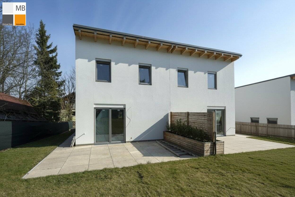 New semi-detached house, 131m²