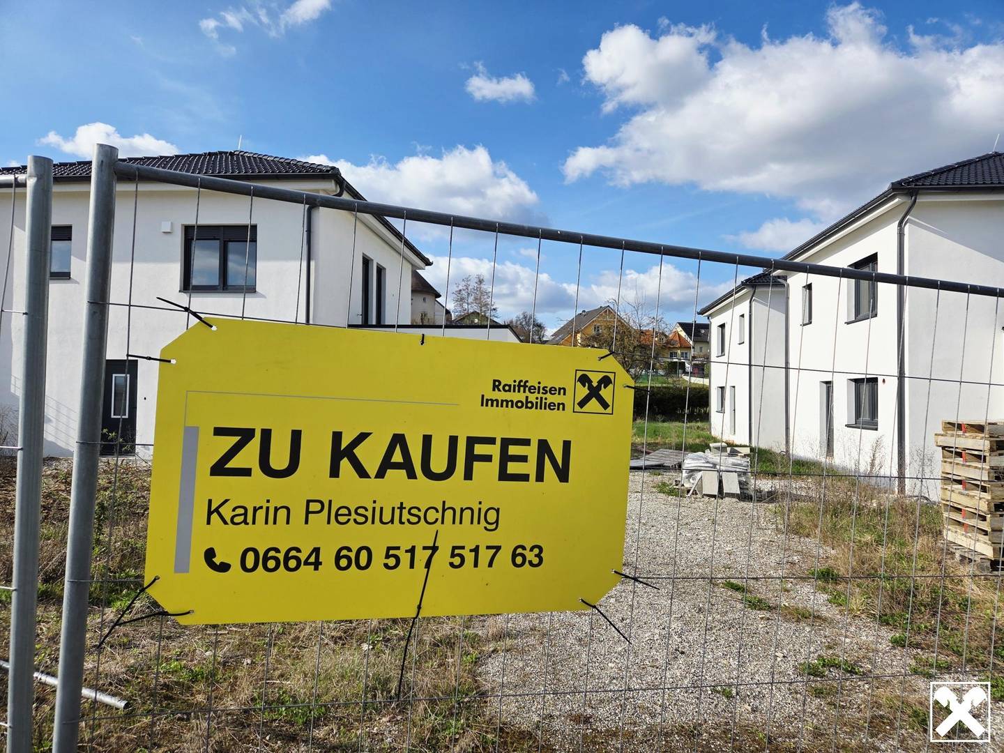 Partially Completed House in Gerolding, 95m²