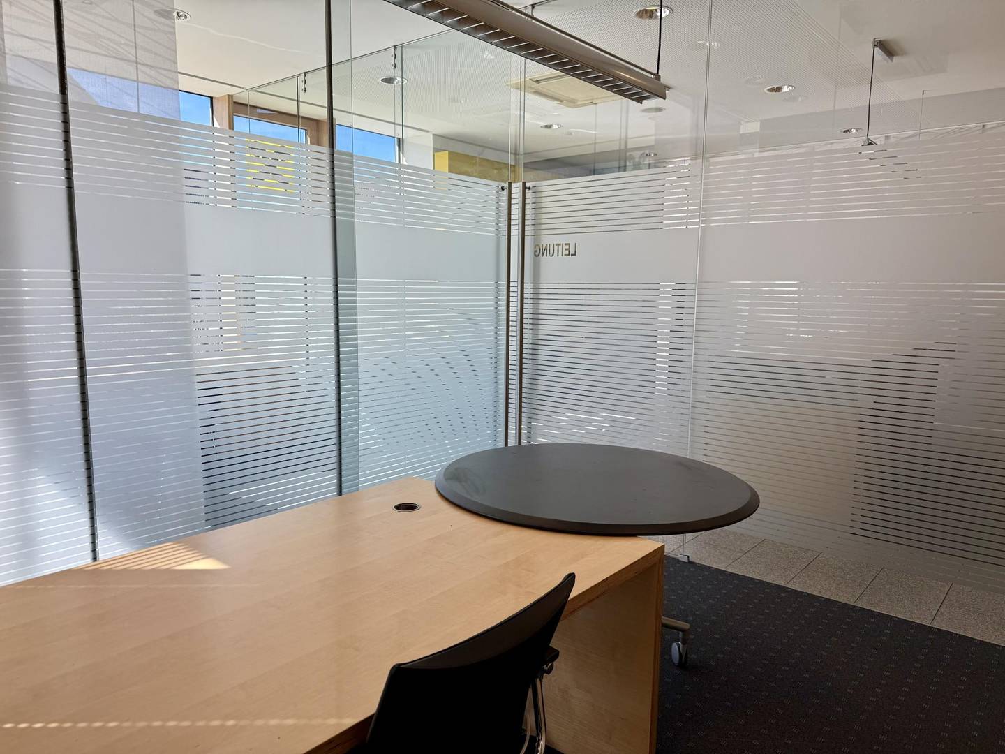 Office 64m² central Eidenberg