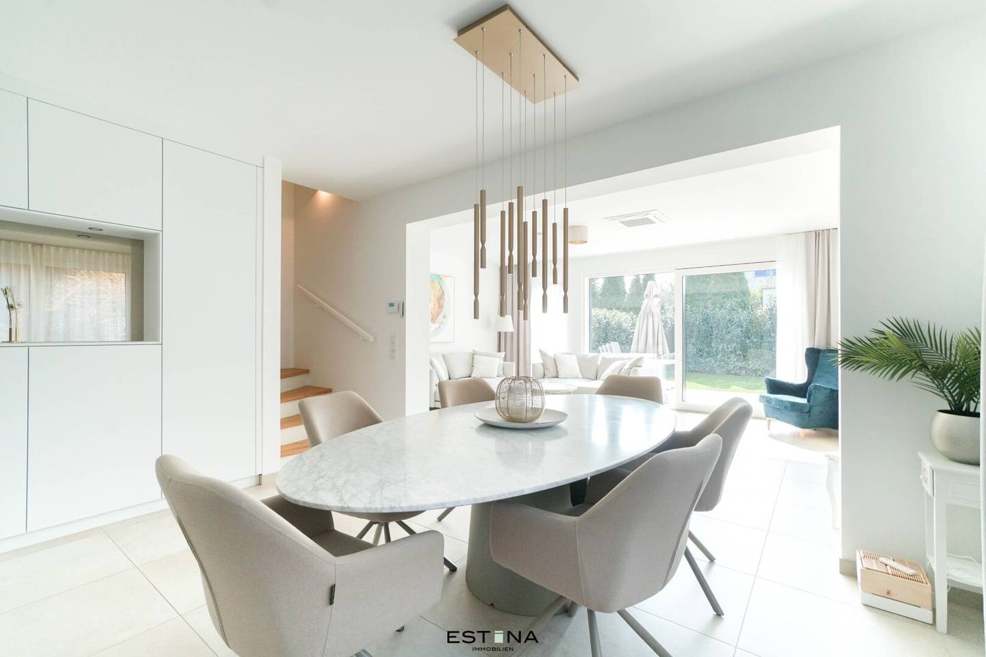 Commission-free - 150m to the Alte Donau – Own land - 8 min walking distance to U2 - exclusive semi-detached house