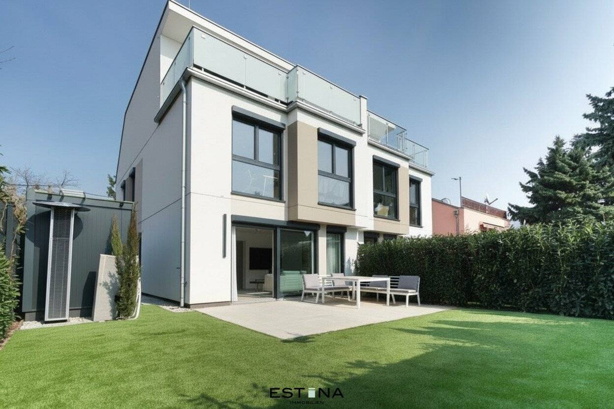 Commission-free - 150m to the Alte Donau – Own land - 8 min walking distance to U2 - exclusive semi-detached house