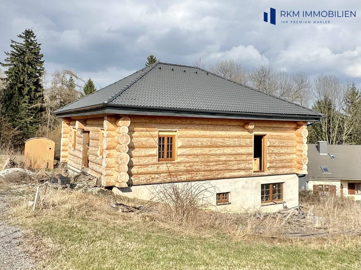 Chalet-Haus mit Panoramablick in Friedberg