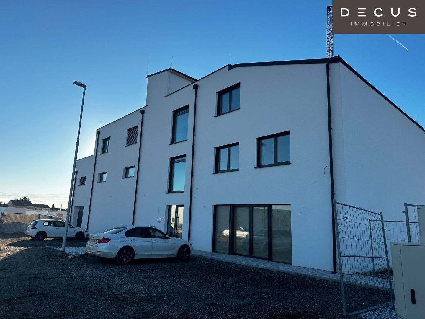 Office or Practice - New Build and First Occupancy - ALL IN RENT","de":"Büro oder Praxis - Neubau und Erstbezug - ALL IN MIETE