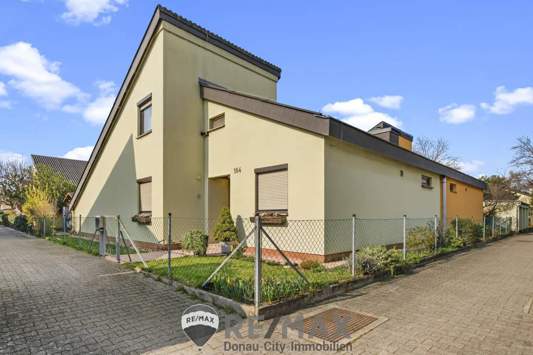 DHH mit Galerie, Garten, Garage in Hirschstetten