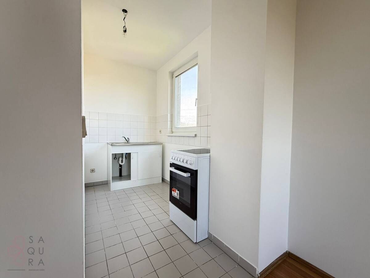 Modern apartment with wide view on fourth floor