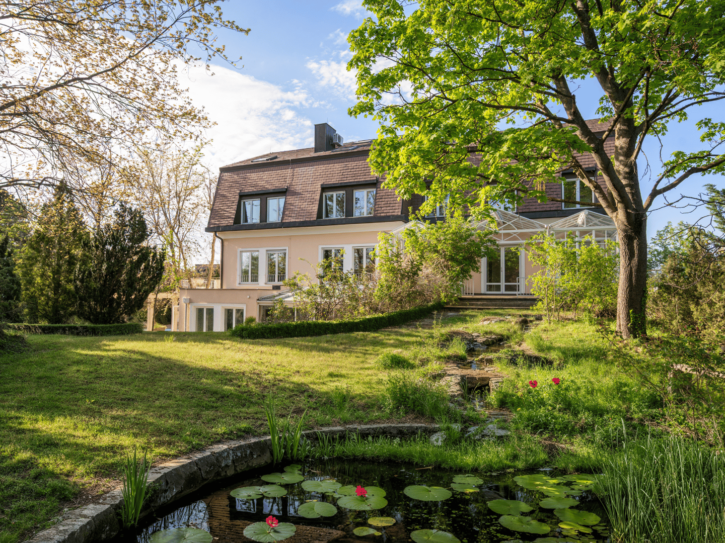 Villa in prime Perchtoldsdorf location